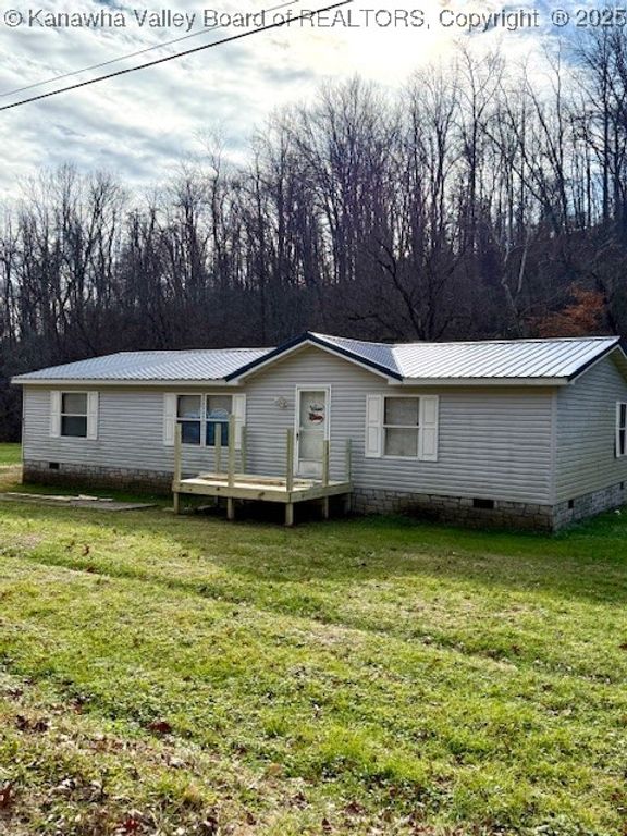 211 Maxine Drive, Charleston, WV 25312