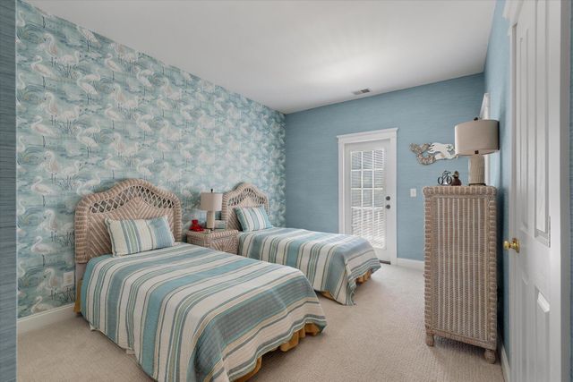 221 White Gables Drive, Summerville, SC 29483