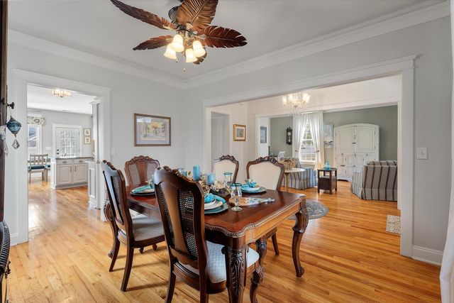 221 White Gables Drive, Summerville, SC 29483