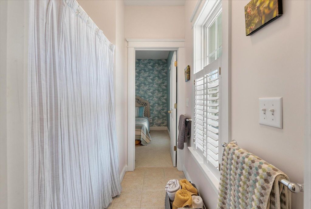 Image 39 of property listing at 221 White Gables Drive, Summerville, SC 29483