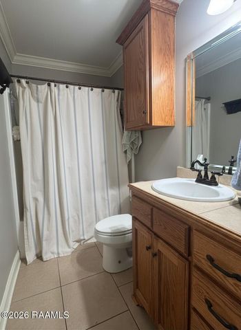 907 Gary Drive, Breaux Bridge, LA 70517