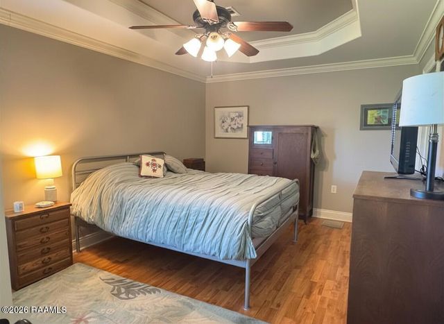 907 Gary Drive, Breaux Bridge, LA 70517