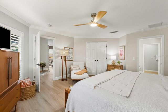 9821 SW 34TH ROAD, Gainesville, FL 32608