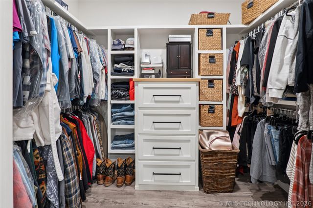 195 Cardell, Eufaula, OK 74432