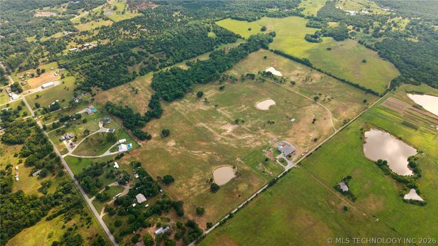 195 Cardell, Eufaula, OK 74432