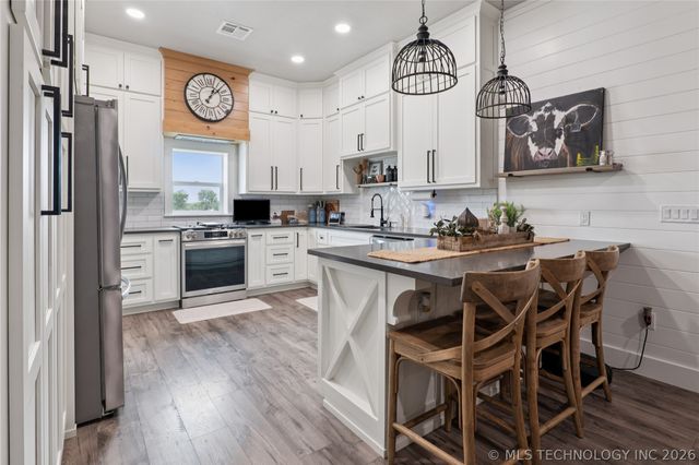 195 Cardell, Eufaula, OK 74432