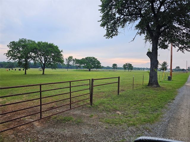 195 Cardell, Eufaula, OK 74432