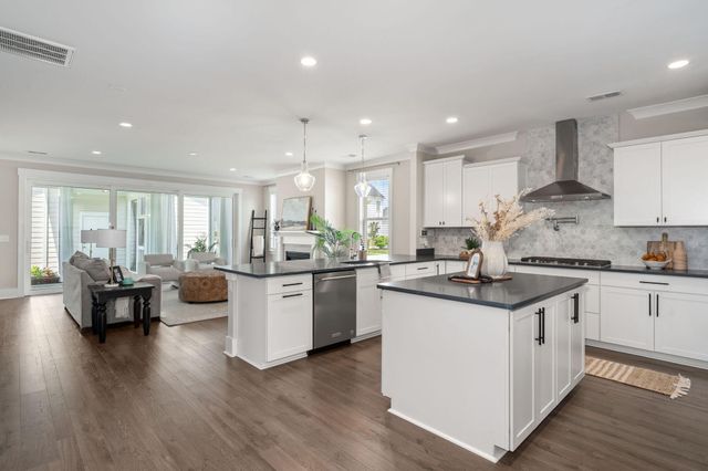 274 Great Lawn Drive, Summerville, SC 29486
