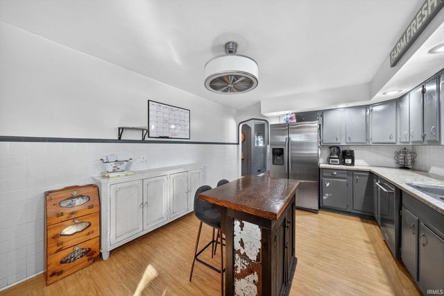 801 S Spring Street, Mishawaka, IN 46544