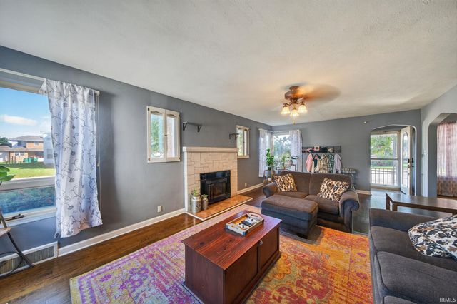 801 S Spring Street, Mishawaka, IN 46544