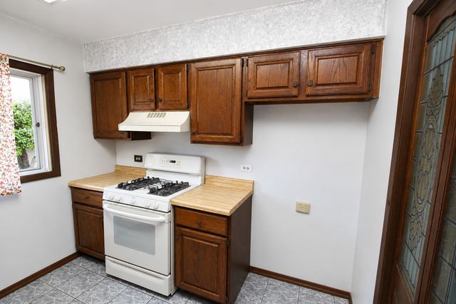 5111 Springdale Lane, Mchenry, IL 60050