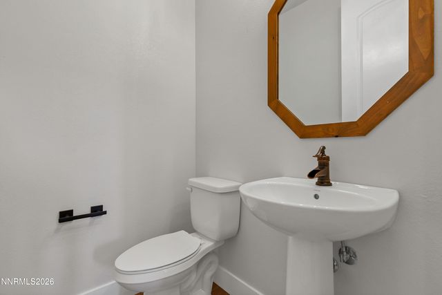 986 La Strata Drive, Minden, NV 89423