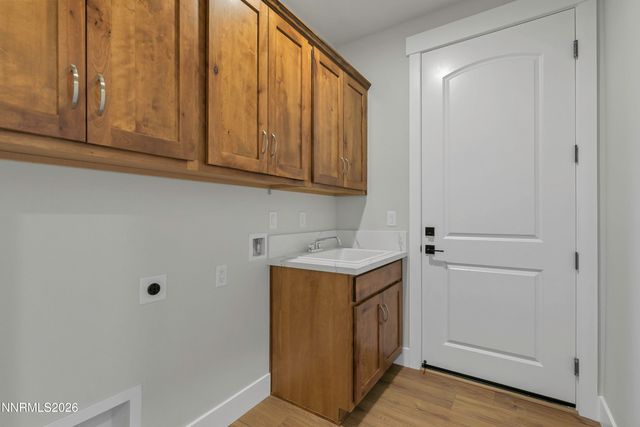 986 La Strata Drive, Minden, NV 89423