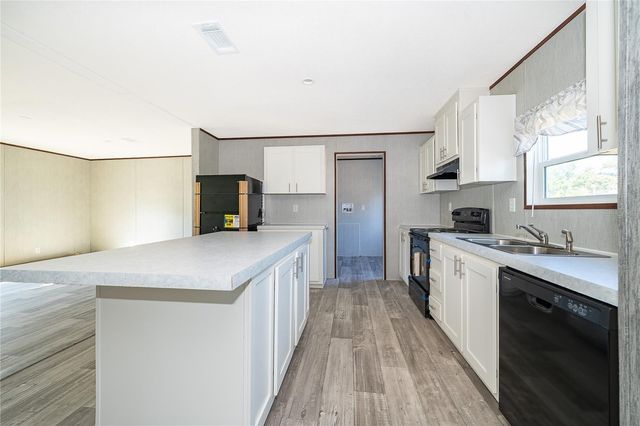 31811 PINE DRIVE, Deland, FL 32720