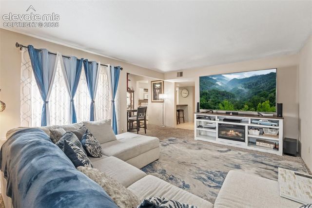 3330 Templeton Gap Road 6, Colorado Springs, CO 80907