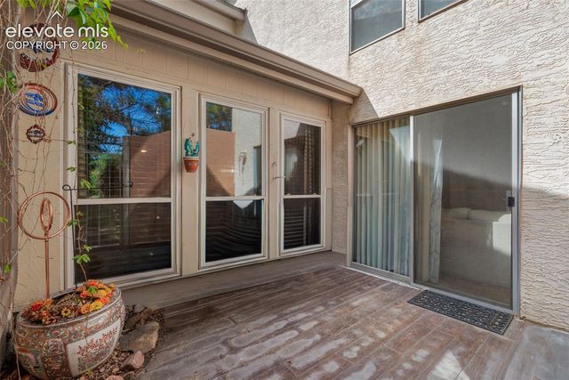 3330 Templeton Gap Road 6, Colorado Springs, CO 80907