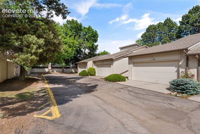 3330 Templeton Gap Road 6, Colorado Springs, CO 80907