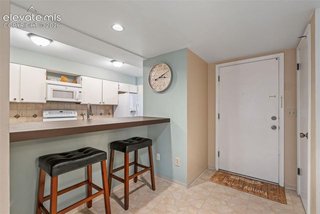 3330 Templeton Gap Road 6, Colorado Springs, CO 80907