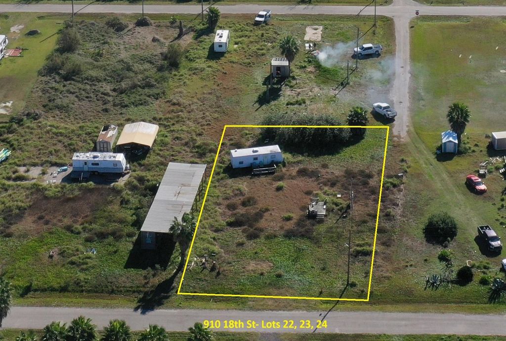 910 18th Street, Port Bolivar, TX 77650