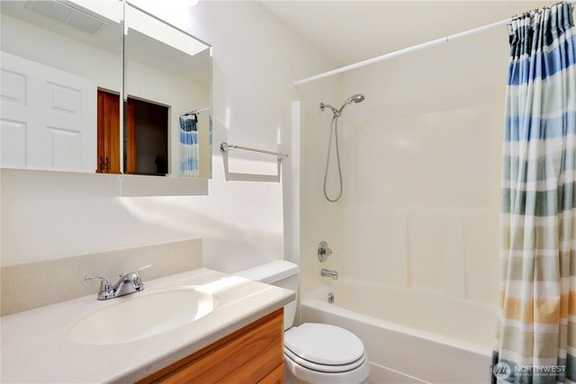 13422 170th Avenue SE, Renton, WA 98059
