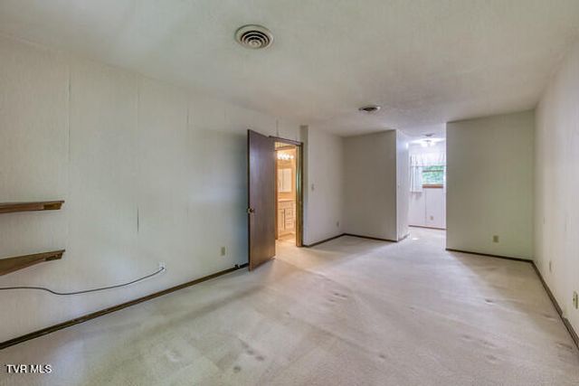 111 Churchill Circle, Bristol, TN 37620