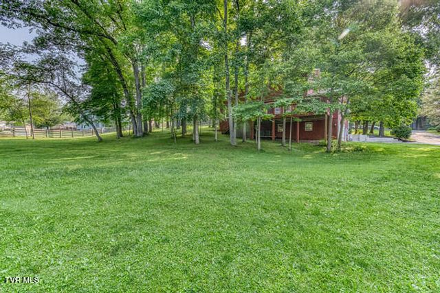 111 Churchill Circle, Bristol, TN 37620