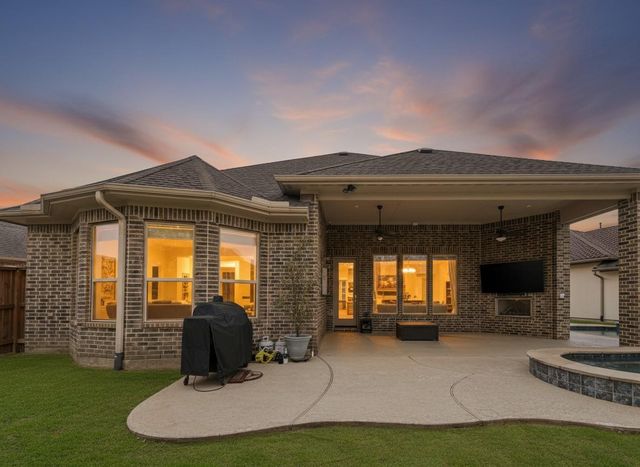 110 Lily Green Court, Conroe, TX 77304