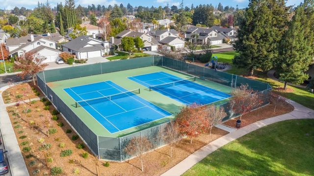 22963 Longdown Road, Cupertino, CA 95014