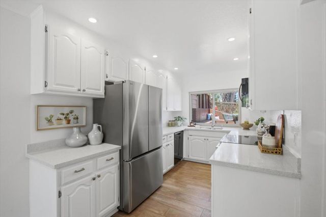 22963 Longdown Road, Cupertino, CA 95014