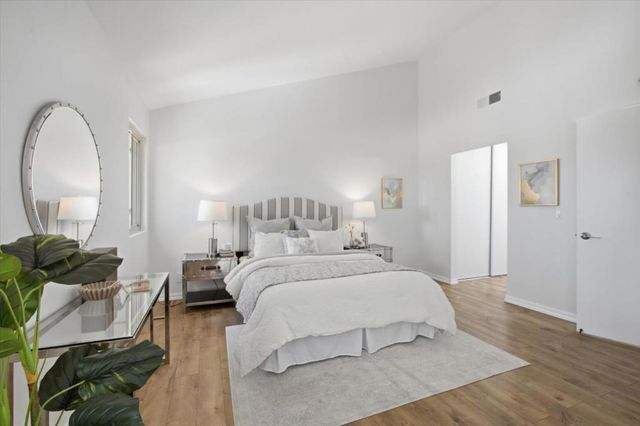 22963 Longdown Road, Cupertino, CA 95014