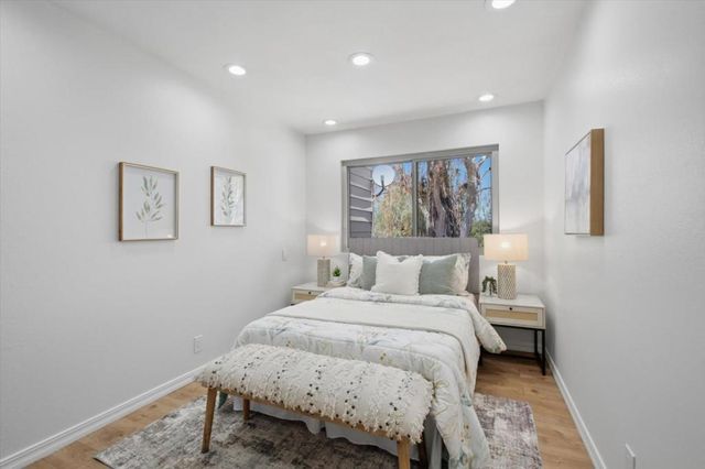 22963 Longdown Road, Cupertino, CA 95014