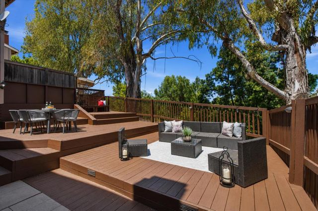 22963 Longdown Road, Cupertino, CA 95014