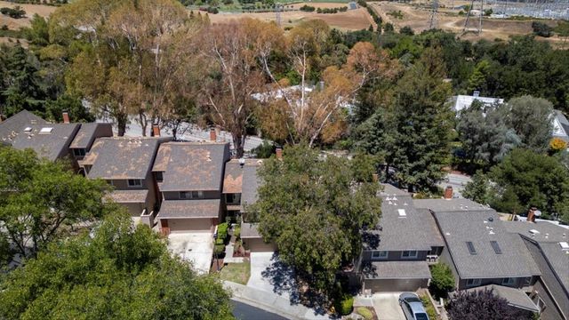 22963 Longdown Road, Cupertino, CA 95014