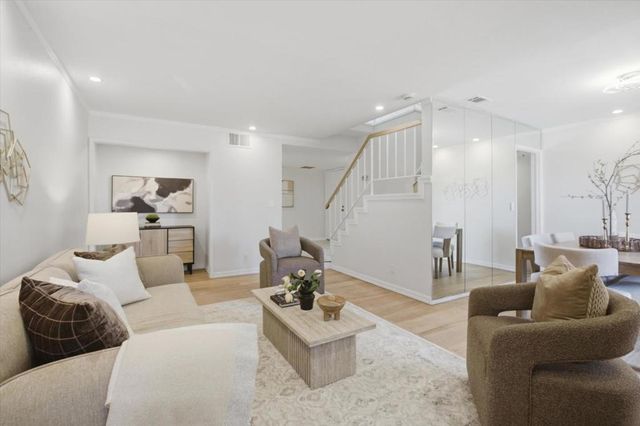 22963 Longdown Road, Cupertino, CA 95014