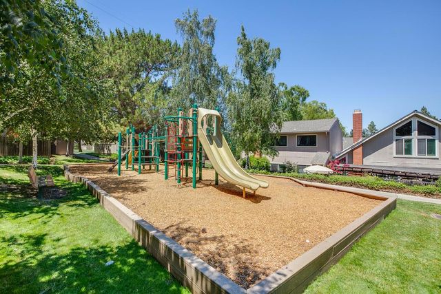 22963 Longdown Road, Cupertino, CA 95014