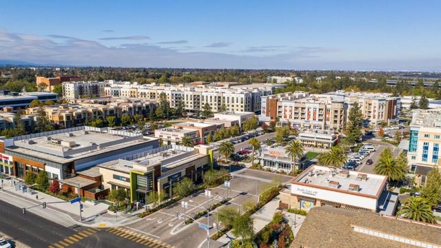 22963 Longdown Road, Cupertino, CA 95014