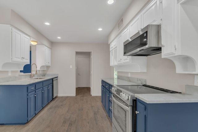 7804 Skylake Drive, Fort Worth, TX 76179