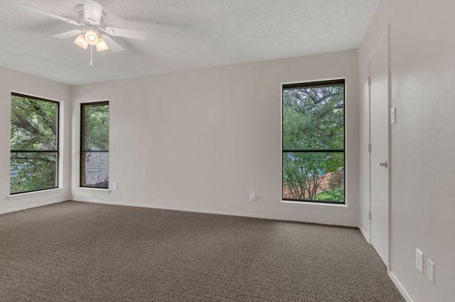 7804 Skylake Drive, Fort Worth, TX 76179