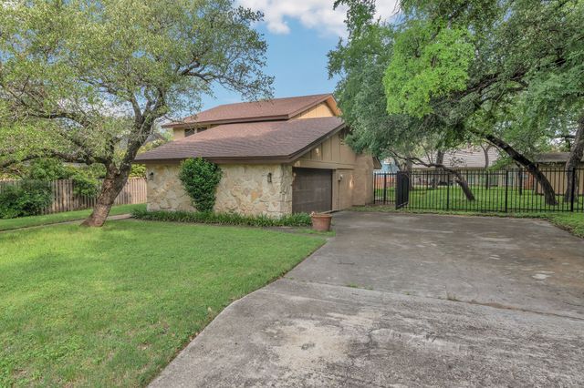 7804 Skylake Drive, Fort Worth, TX 76179