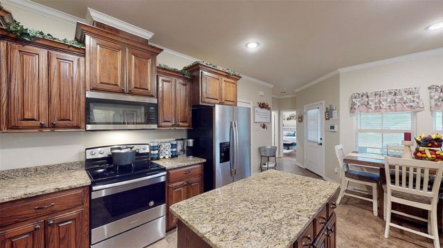 853 County Road 37, Tyler, TX 75706