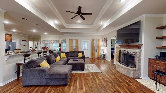 853 County Road 37, Tyler, TX 75706