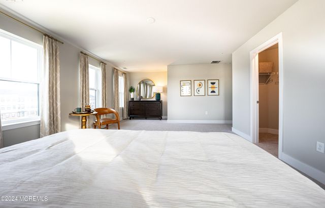 4 Midway Road S, Tinton Falls, NJ 07724