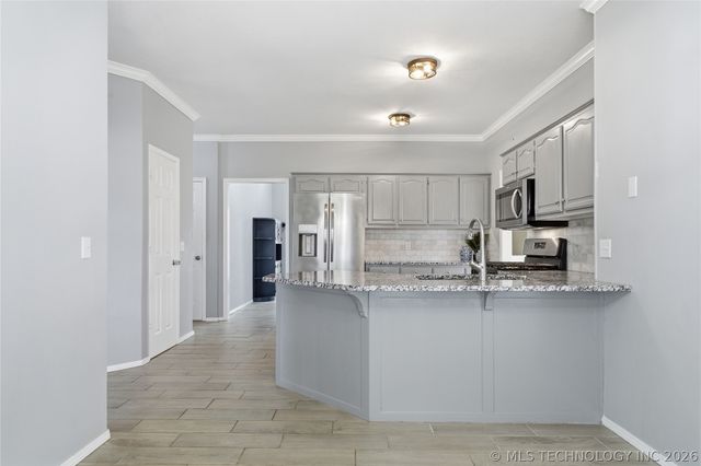 8500 E Norman Street, Broken Arrow, OK 74014