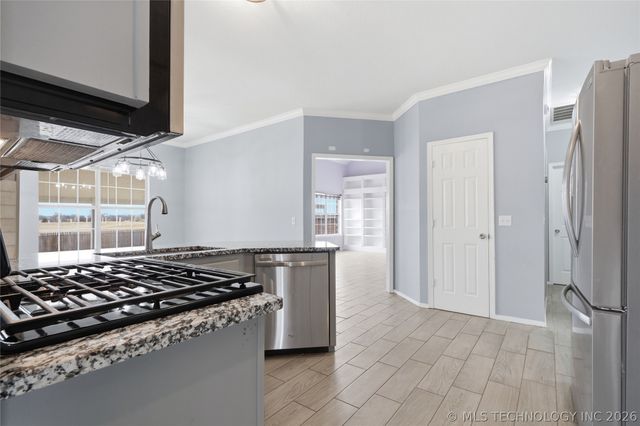 8500 E Norman Street, Broken Arrow, OK 74014