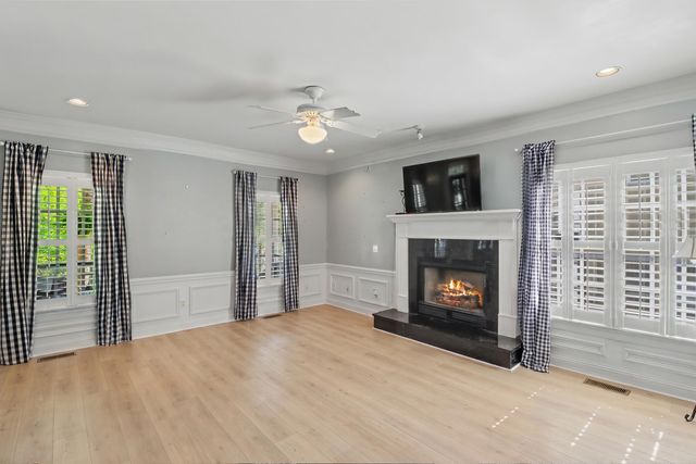 1984 N Creek Drive, Mount Pleasant, SC 29466