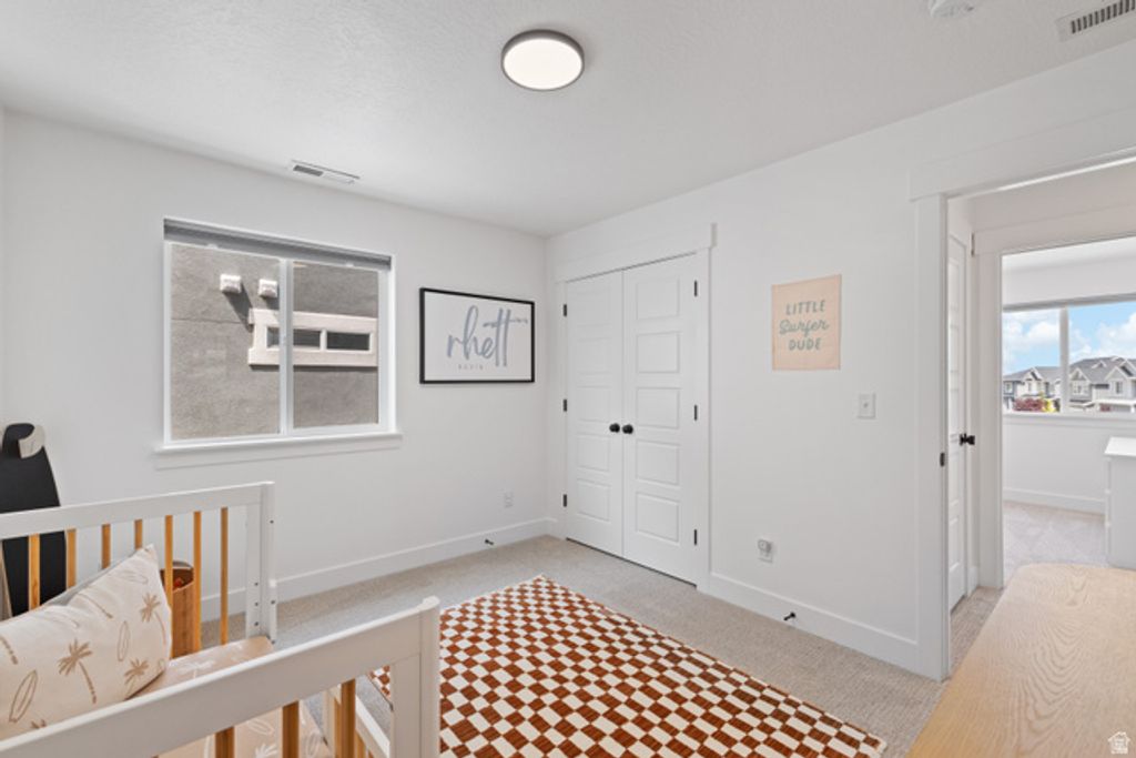 Image 38 of property listing at 947 W CUSHING RD, Bluffdale, UT 84065