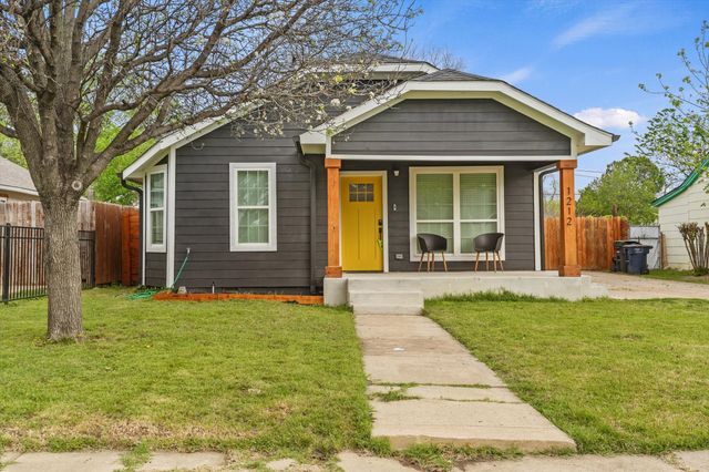 1212 Woodland Avenue, Fort Worth, TX 76110