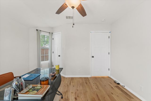 1212 Woodland Avenue, Fort Worth, TX 76110