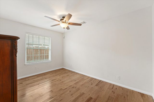 1212 Woodland Avenue, Fort Worth, TX 76110