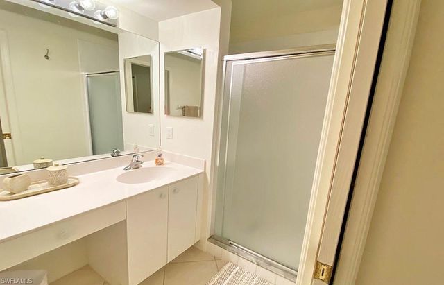 2790 Cypress Trace CIR 2225, Naples, FL 34119